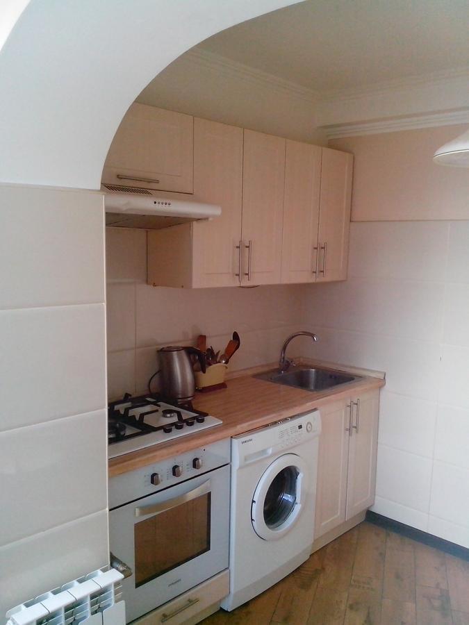 Beautiful And Comfortable 2 Rooms Apartment キエフ エクステリア 写真